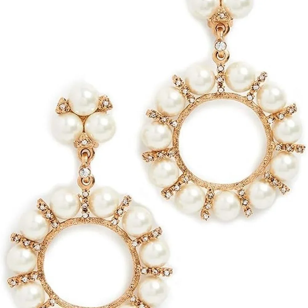 KENNETH JAY LANE, EMERALD/CRYSTAL AND 10MM PEARL CLIP EARRINGS - Picture 4 of 11
